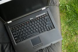 Skup laptopów firmowych - Duże ilości - Szybka wycena 