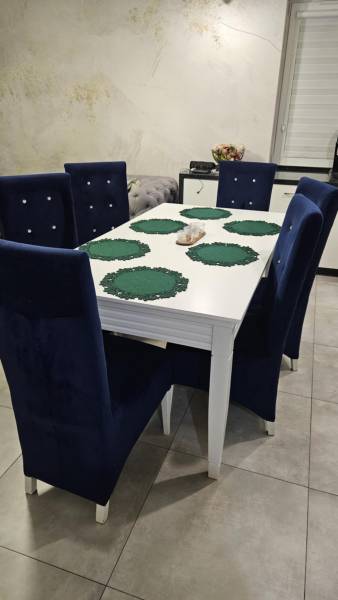 Komplet stół + krzesła