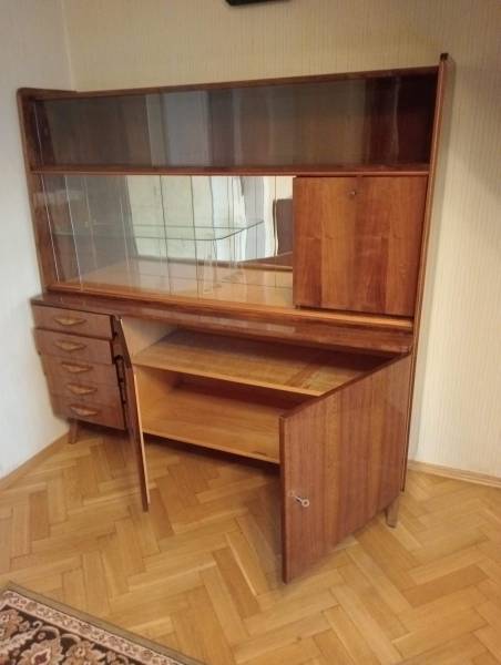 Meble pokojowe PRL produkcja czeska, lata 60