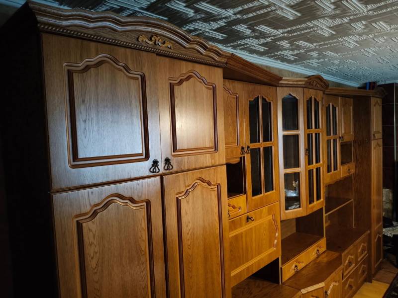 Sprzedam dębowy regał