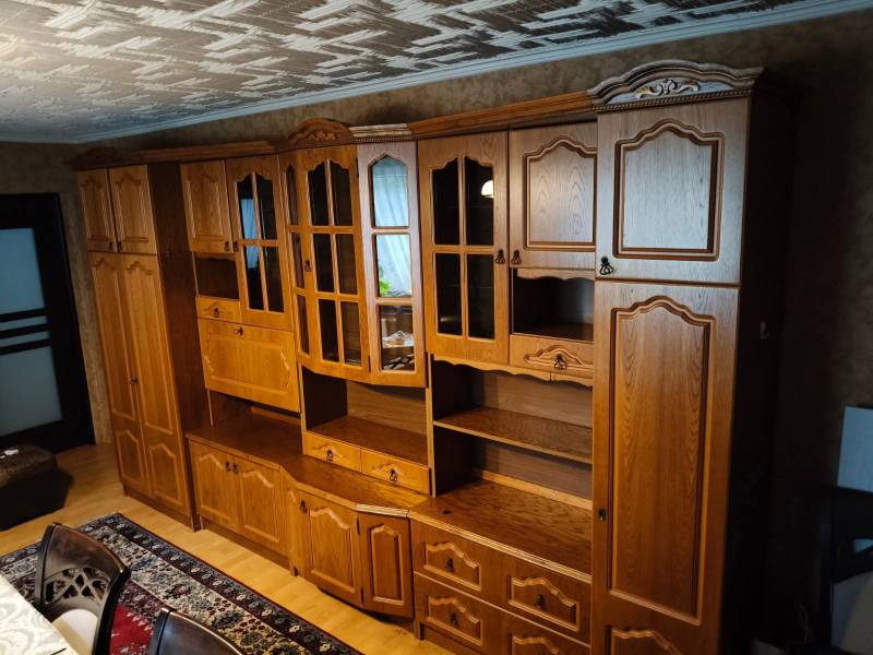 Sprzedam dębowy regał