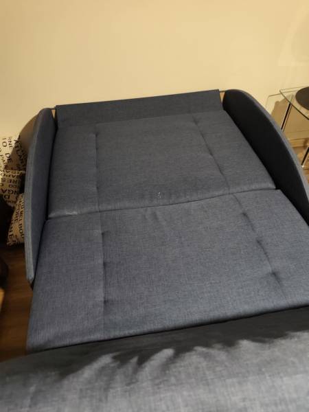 Sprzedam dwie sofy do spania
