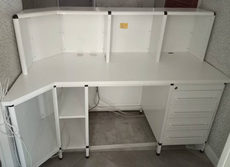 Sprzedam lady do recepcji rejestracji