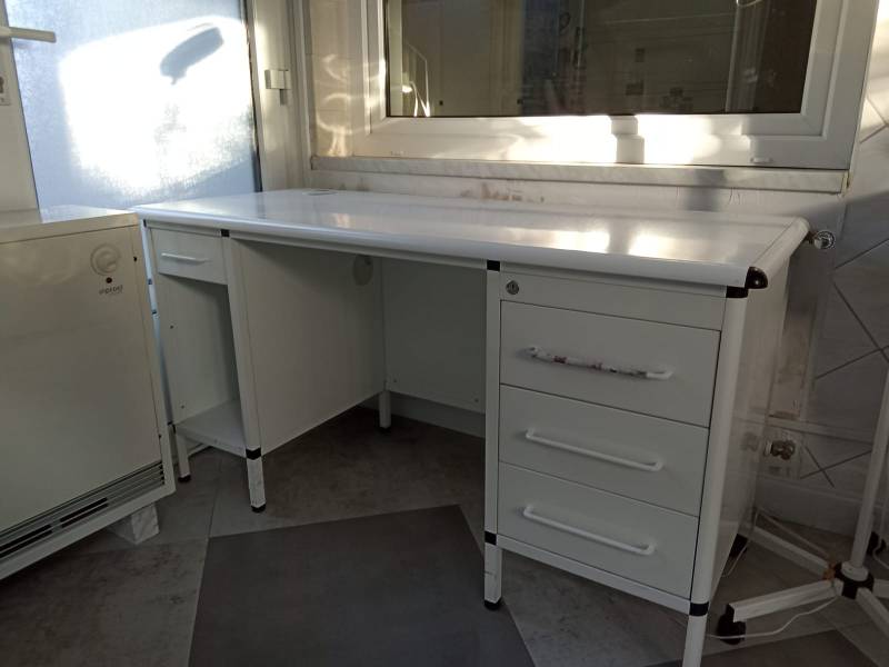 Sprzedam lady do recepcji rejestracji