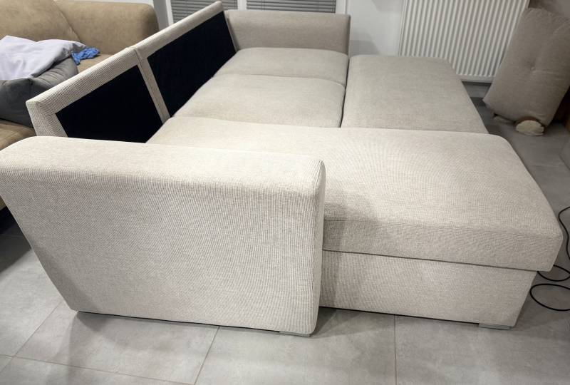 Sprzedam narożnik i stolik 