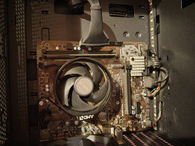 Komputer stacjonarny