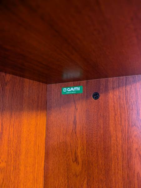 Para francuskich regałów Gami