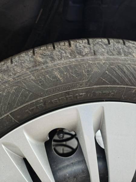 Opony 175/65r17 87H GoodYear EfficientGrip Performance2 Używane 1000km