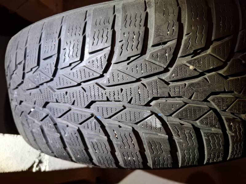 Zimowe opony Nokian z felgami