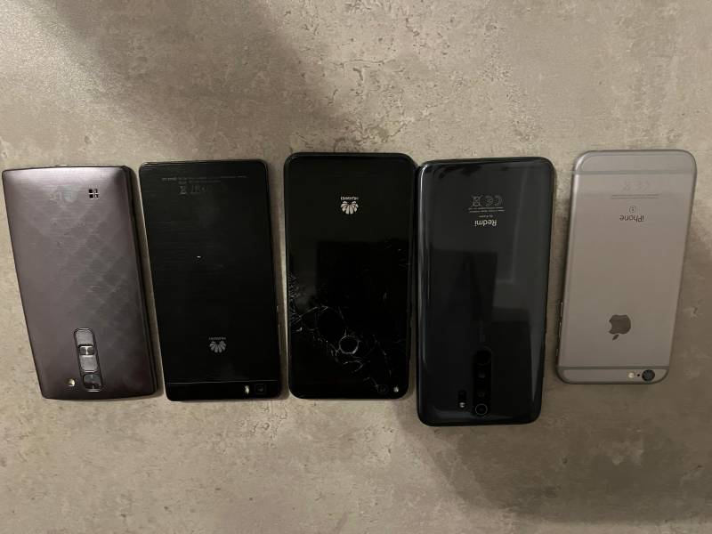 sprzedam stare telefony