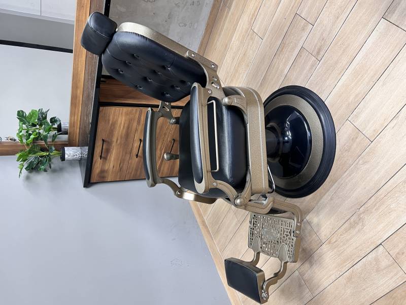 Meble na sprzedaż 20 szt.