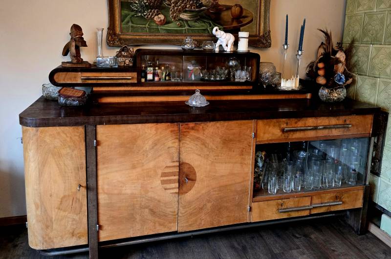 Meble na sprzedaż -jadalnia i sypialnia