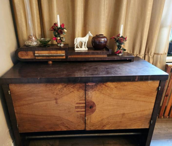 Meble na sprzedaż -jadalnia i sypialnia