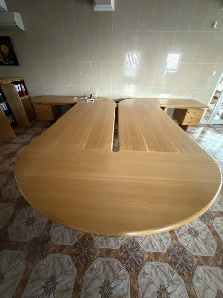 Meble na sprzedaż 42 szt.