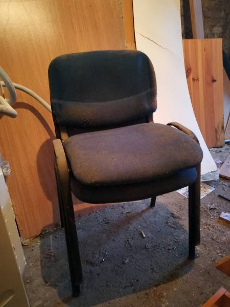 Meble na sprzedaż 75 szt.