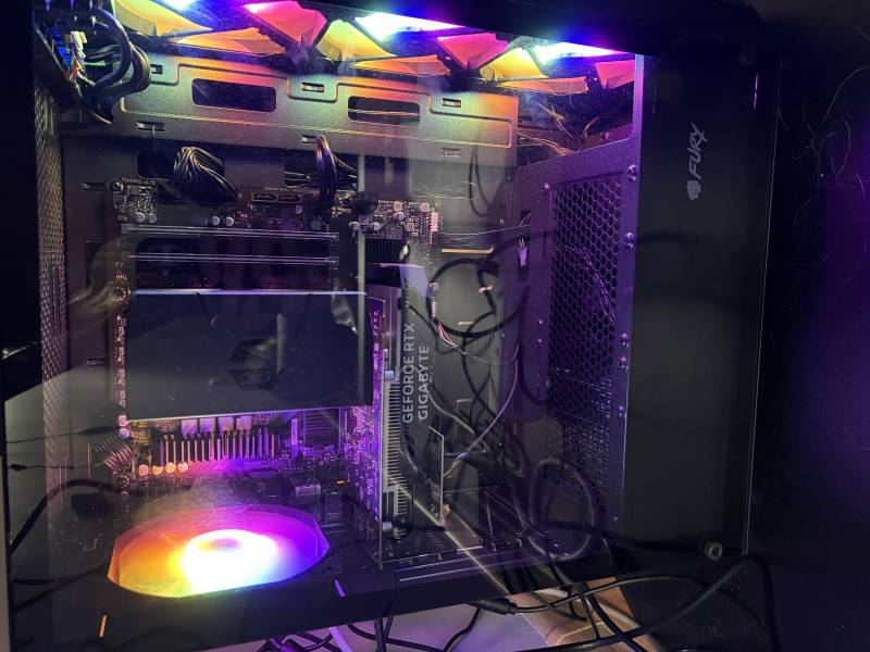 Sprzedam komputer stacjonarny