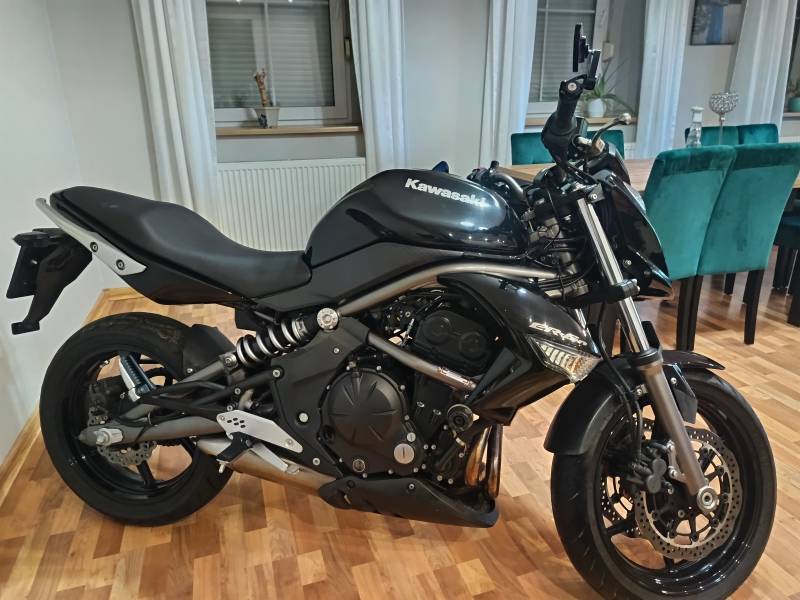 Kawasaki er6n 2009