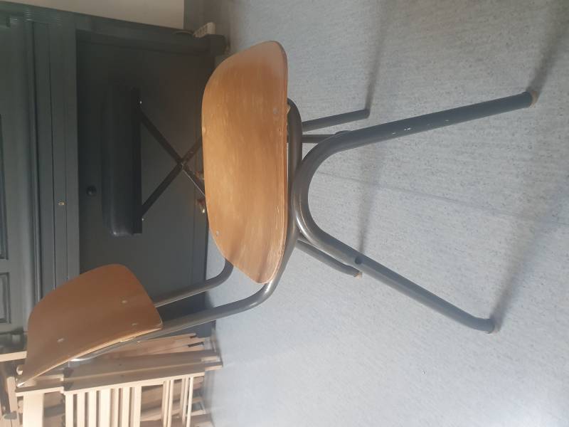 Meble na sprzedaż 35 szt.