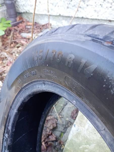 1szt 19-letnia zimówka 165/70R14