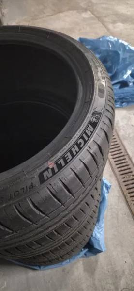 Michelin Pilot Sport 4, 235/40R18