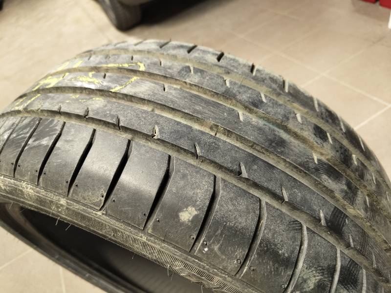 Opony letnie Toyo 215/45 R18
