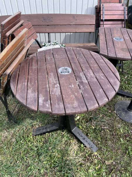 Meble na sprzedaż 46  szt.