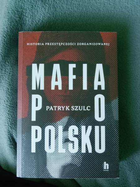 Mafia po polsku  978-83-8343-589-3  2025  r.