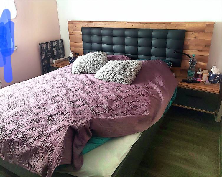 Łóżko sypialniane 